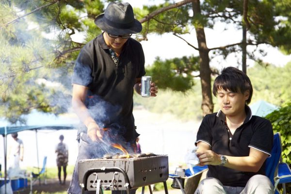 食材を焼き続ける決死部隊