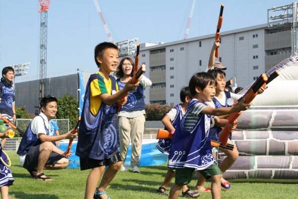 【開催レポート】夏本番！川崎競馬場で水合戦が大盛り上がり！